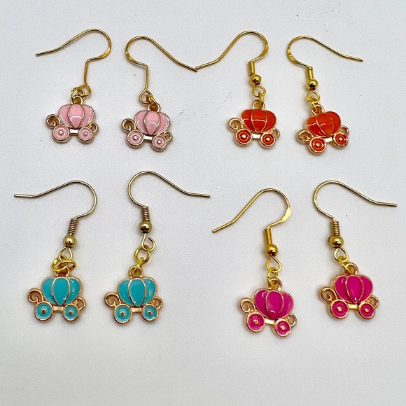 Cinderella Carriage Earrings - Disney Vacation Earrings - Princess Earrings - Picture 1 of 8